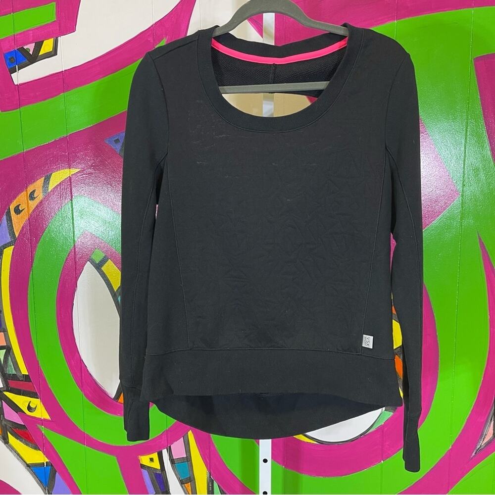 Victoria's Secret Sport, Sweatshirt. Size Medium. In excellent condition!
